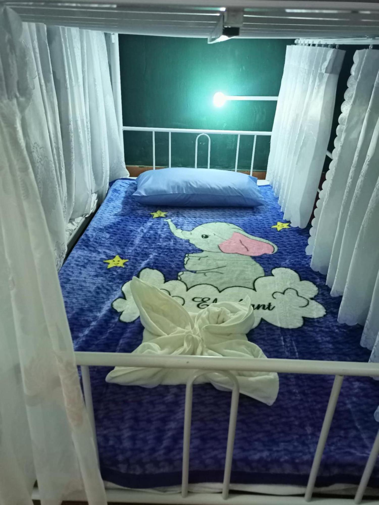 Hostel Neva Paris Pakxé Zewnętrze zdjęcie